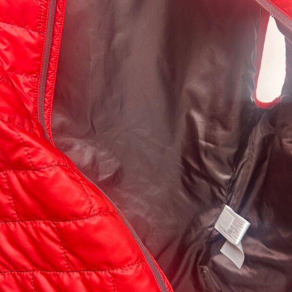 Patagonia Red NanoPuff Insulated Vest S Lightweight sustainable - Picture 8 of 9